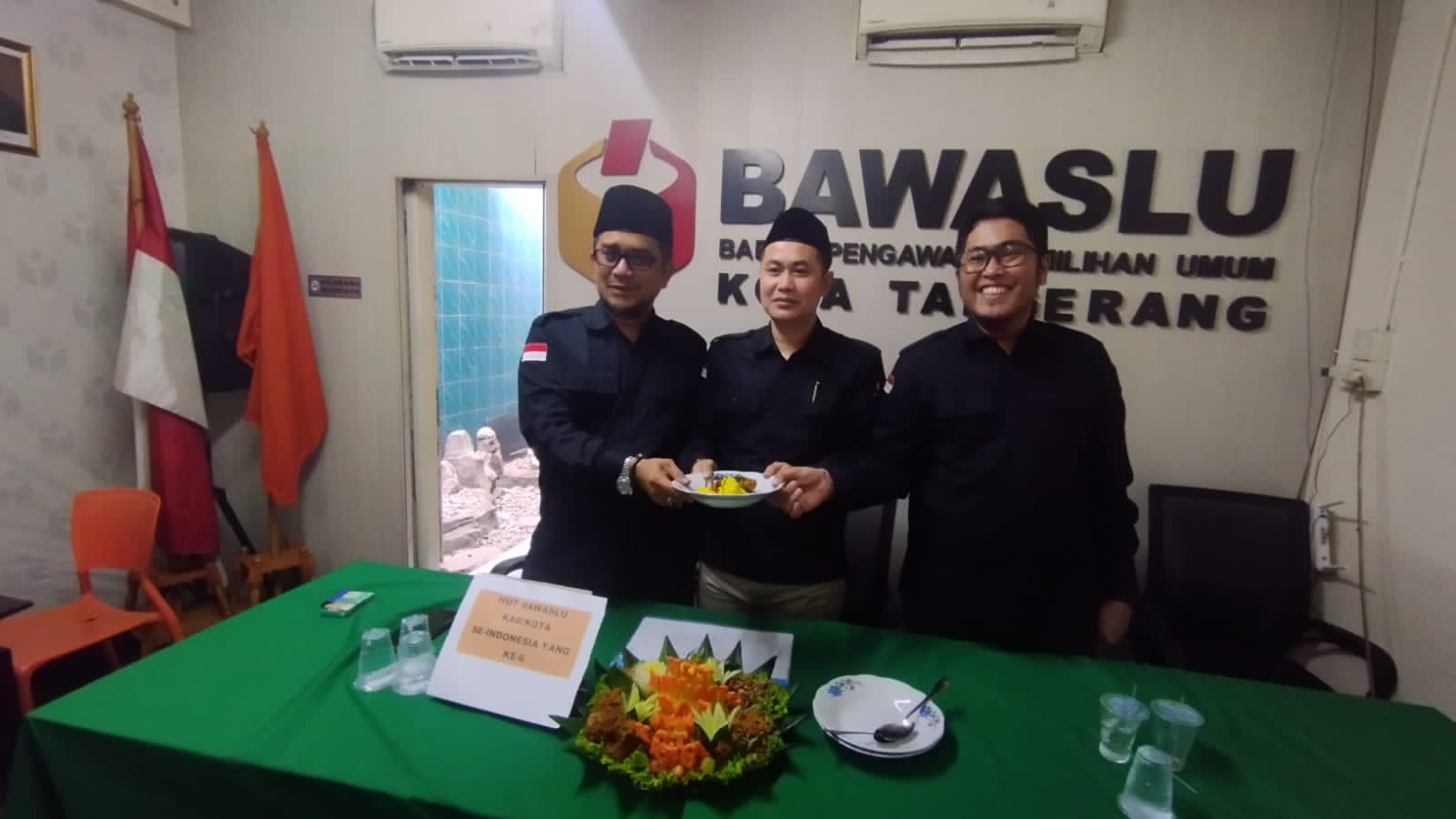 Ketua dan Anggota Bawaslu Kota Tangerang