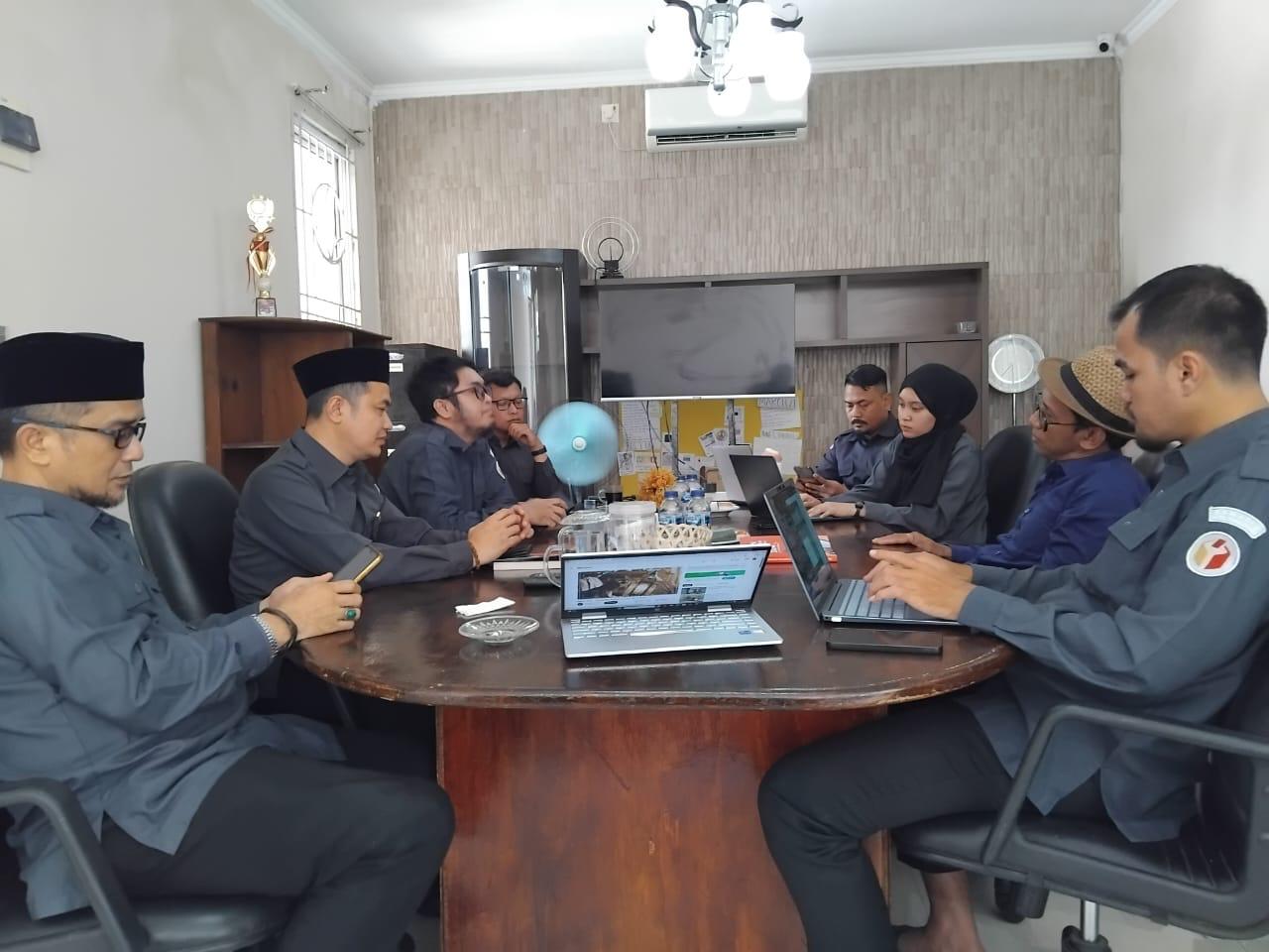 Supervisi dan Monitoring Anggota Bawaslu Provinsi Banten Kordiv Humas & Datin, Senin (24/11/2025)