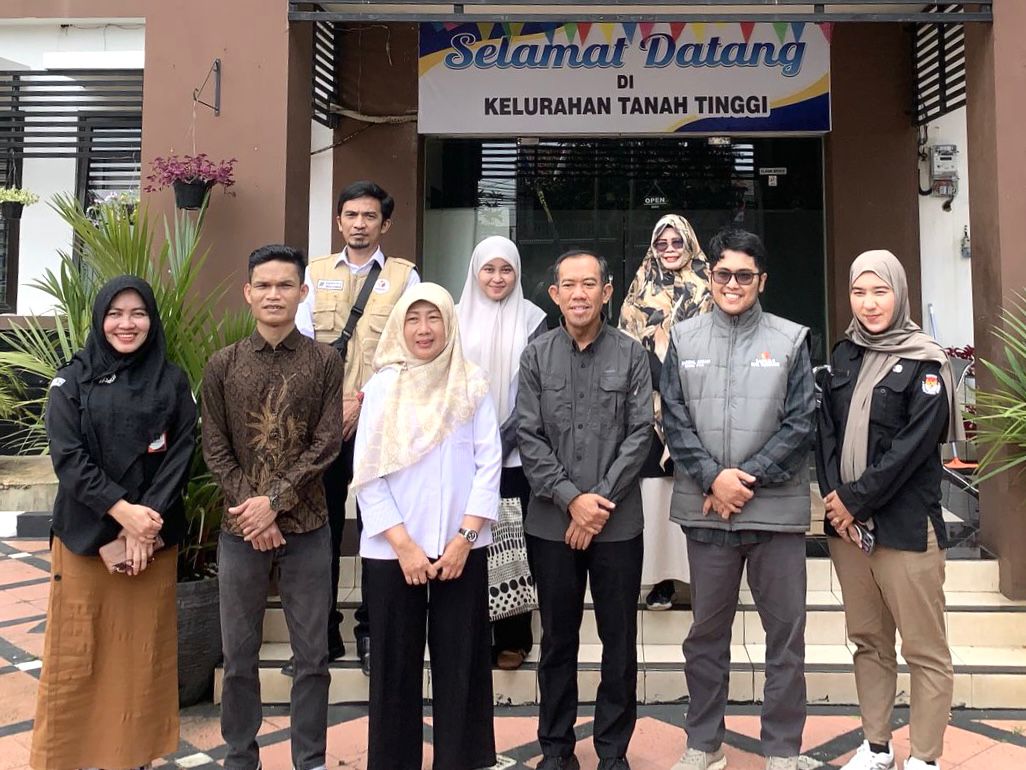 Bawaslu Kota Tangerang Bersama Anggota KPU Provinsi Banten, KPU Kota Tangerang dan Kasi Tapem Kelurahan Tanah Tinggi