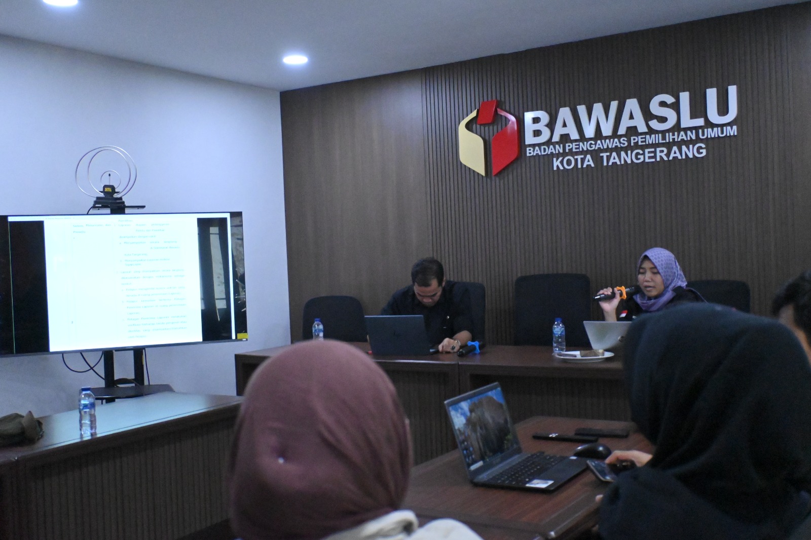 Bawaslu Kota Tangerang Gelar Forum Konsultasi Publik di Kantor Bawaslu Kota Tangerang
