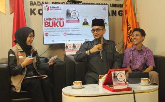 Bawaslu Kota Tangerang Launching Buku