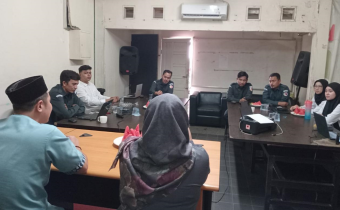 Ketua Bawaslu Kota Tangerang Beserta Jajaran Kesekretariatan Bawaslu Kota Tangerang Sambut 3 CPNS Baru di Kantor Bawaslu Kota Tangerang