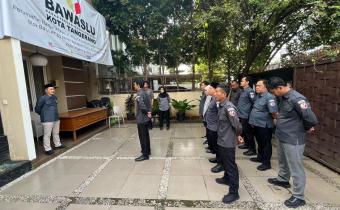 Bawaslu Kota Tangerang Gelar Apel Pagi di Awal Tahun 2026