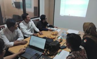 Bawaslu Kota Tangerang melaksanakan Rapat Koordinasi Pra Pleno Pemutakhiran Data Pemilih Berkelanjutan (PDPB) Triwulan I Tahun 2026 bersama KPU Kota Tangerang.