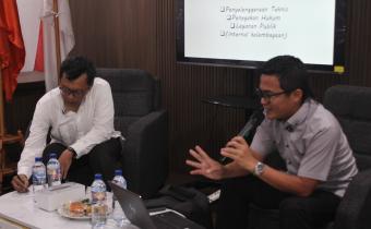 Tri Hariyono dan Badrul Munir dalam Pelaksanaan Kick Off Dapur Keadilan Bawaslu Kota Tangerang